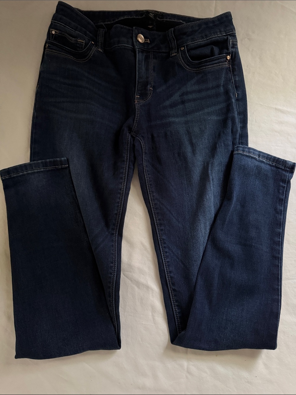 White House Black Market Slim Skinny Jeans in Dark Blue 4R